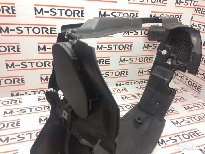 Диффузор радиатора Bmw 5-Series E60 N52B30A 2006