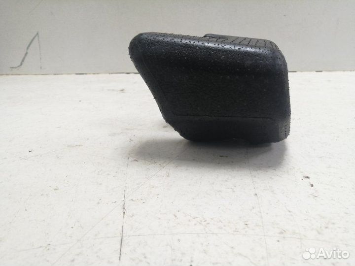 Деталь передняя правая Chevrolet Cobalt J200 L2C