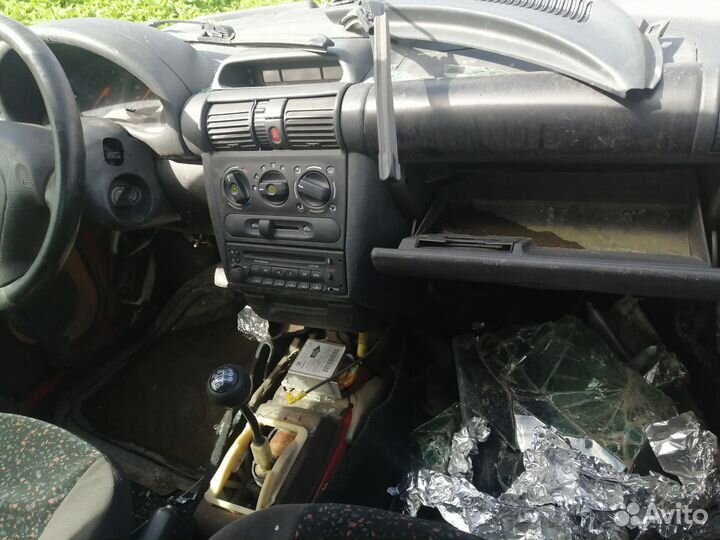 Запчасти на Opel Tigra A