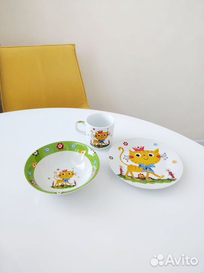 Набор детской посуды из 3-х предметов