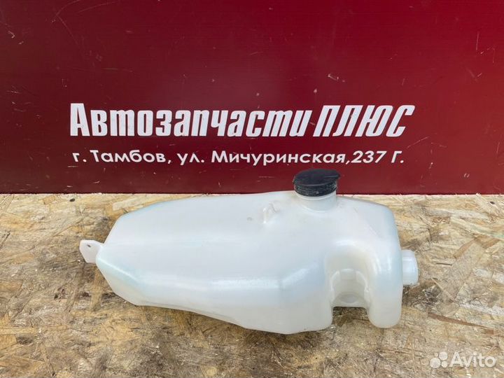 Бачок омывателя Renault Logan