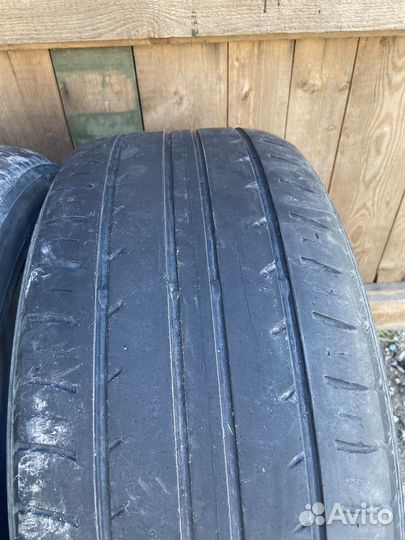 Yokohama BluEarth-ES ES32 235/45 R17