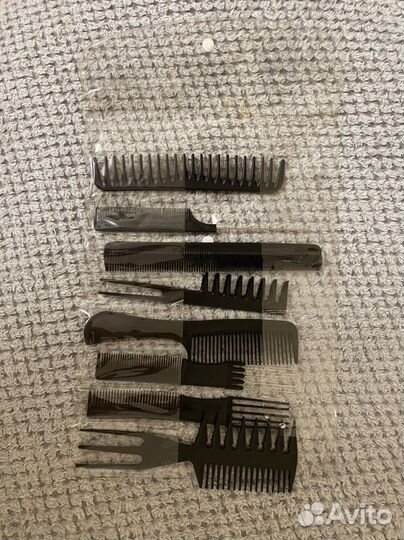 Расчески для парикмахера