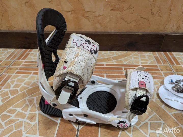 Крепления для сноуборда Drake S/M