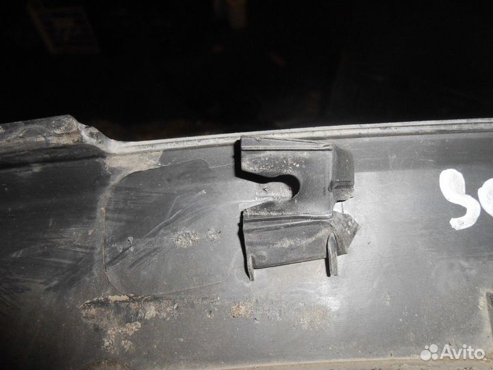 Молдинг крыла задний правый (Kia Sorento)