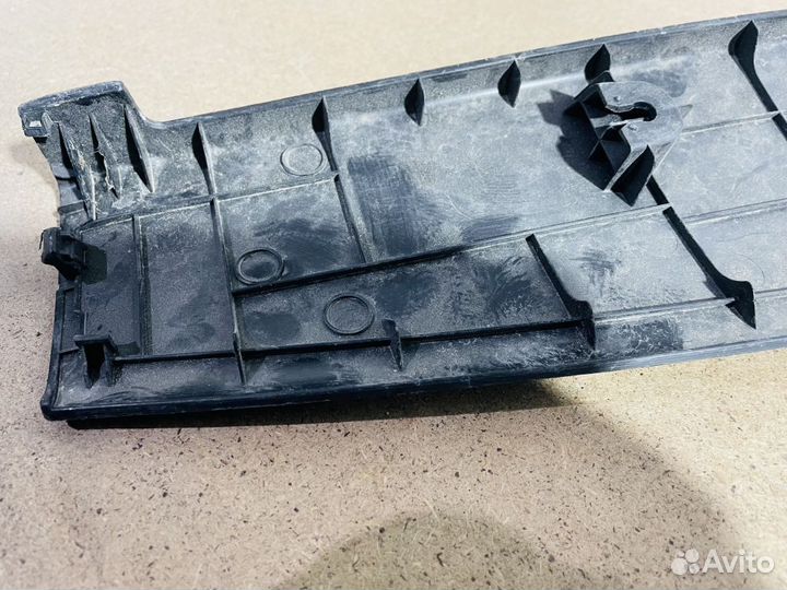 Обшивка двери багажника kia ceed 2 хэтчбек