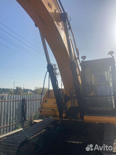 Гусеничный экскаватор JCB JS 330 LC, 2012