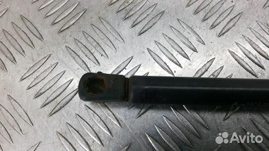 Амортизатор 3-5 двери BMW 3 E90/E91 (2LV10OU02)