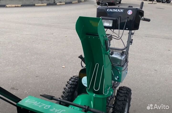 Caiman Кайман 24C valto Снегоуборщик Витрина 8 лс