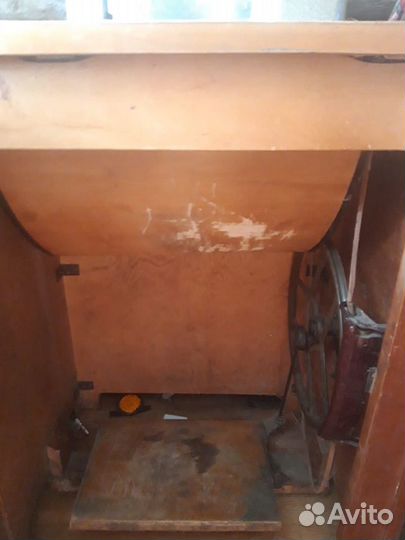 Швейная машина Подольск