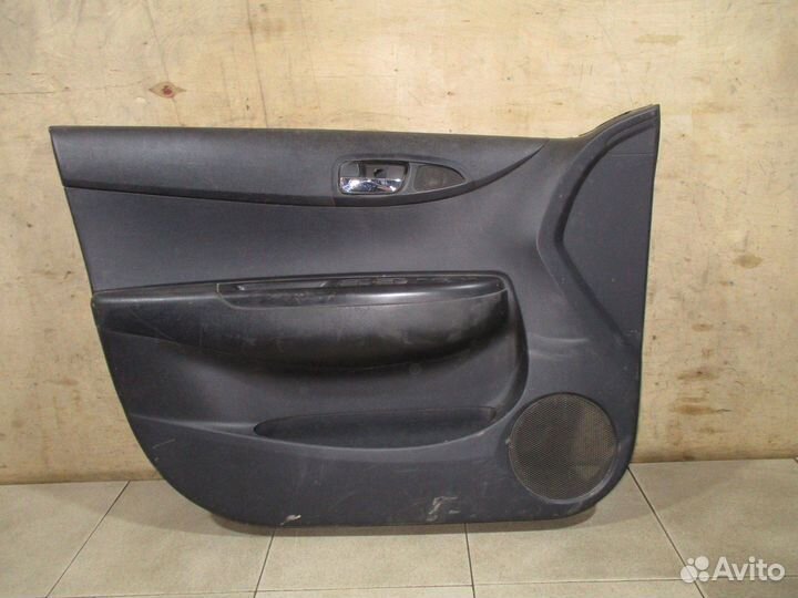 Обшивка двери передней левой Hyundai i20 (PB)