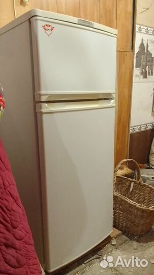 Отличный маленький Холодильник