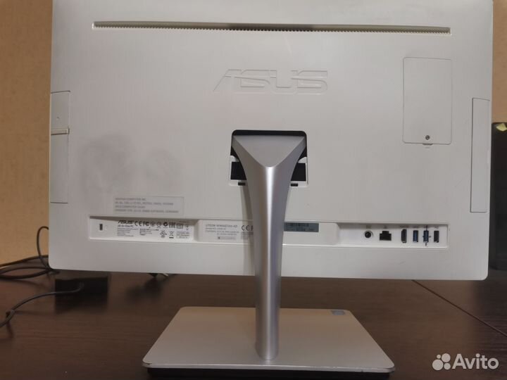 Моноблок Asus et2230i