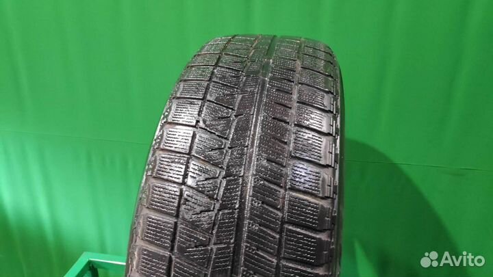 Bridgestone Blizzak Revo GZ 215/60 R17 96S