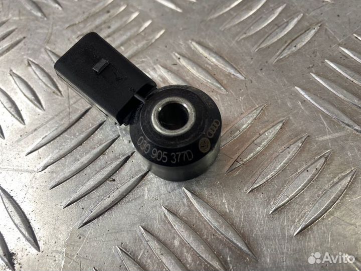 Датчик детонации Volkswagen Audi Skoda