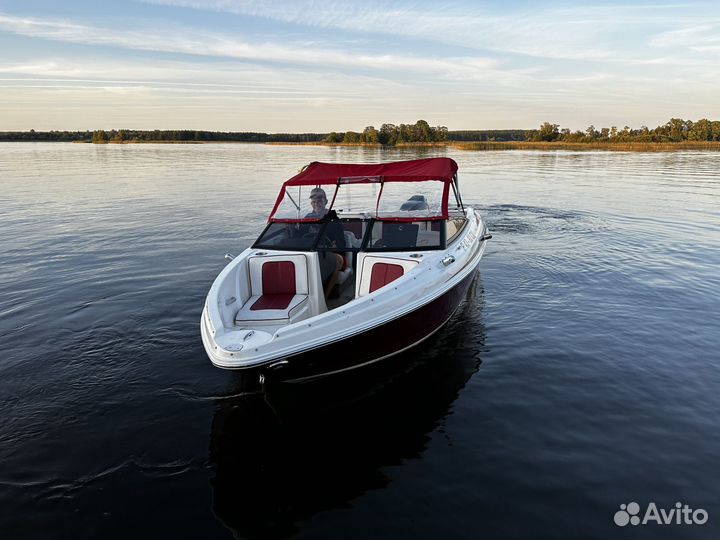 Американский катер Larson с мотором Suzuki 140