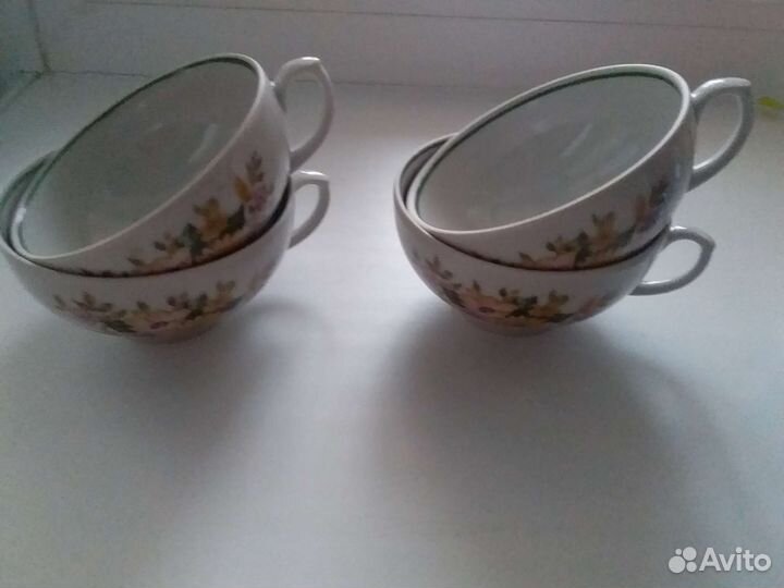 Фарфоровый сервиз 