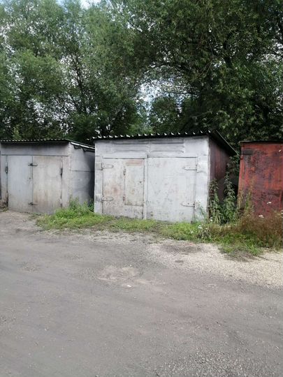 Гараж