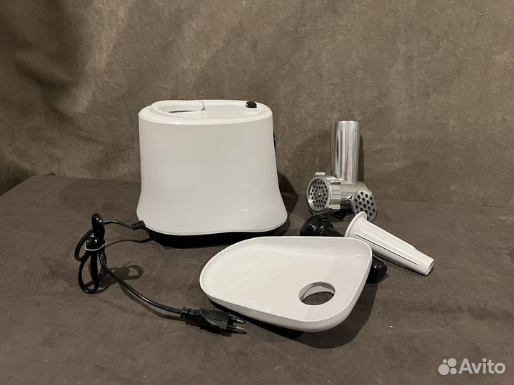 Электромясорубка Moulinex Compact PRO 3 в 1 ME3011