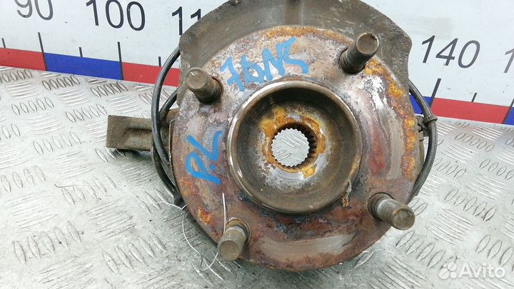 Ступица передняя левая Nissan Tiida C11x Европа