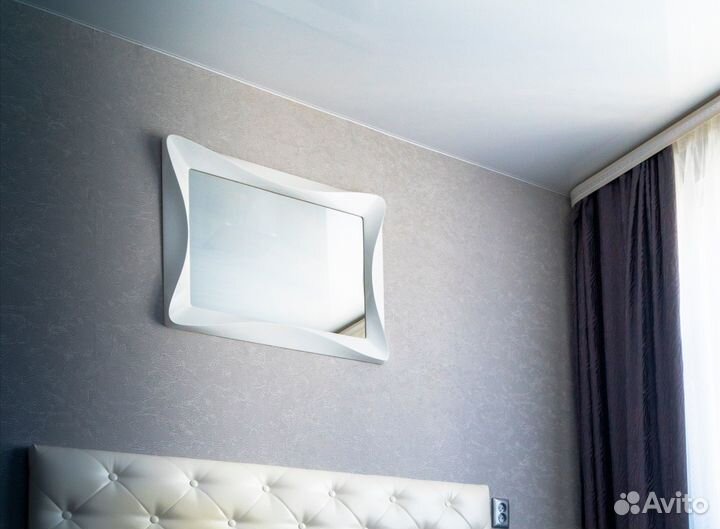 Зеркало настенное в раме бу