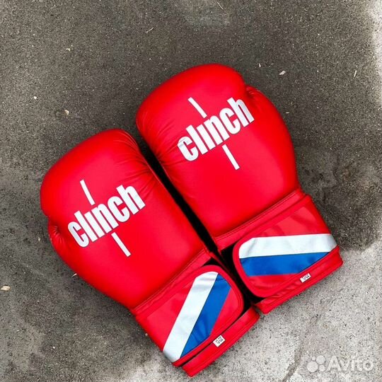 Боксерские перчатки clinch 12oz