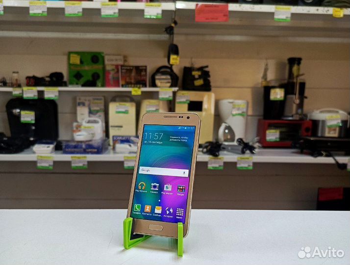 Samsung Galaxy A3 SM-A300F, 16 ГБ