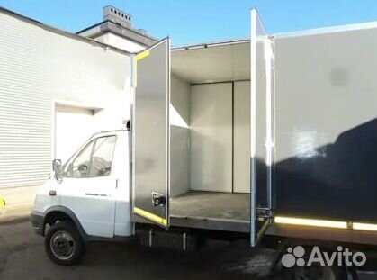 Ворота с порталом на фургон