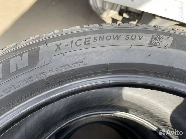 Michelin X-Ice Snow 265/40 R22 106T