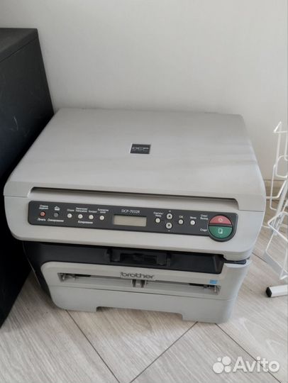 Мфу Brother DCP-7032R