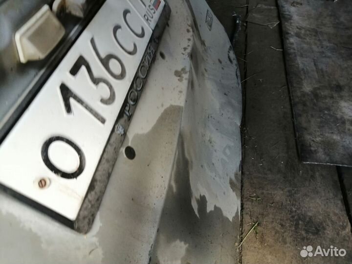 Дверь заднее стекло спойлер тайота noah zrr75