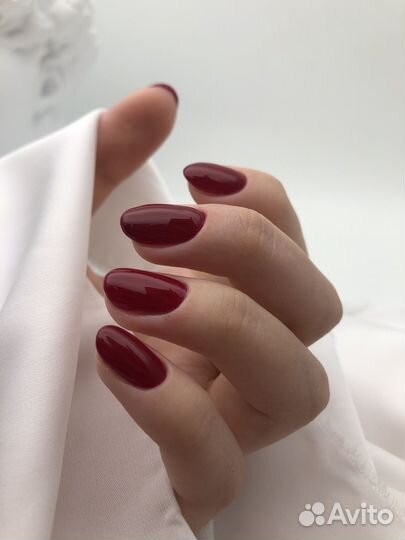 Мастер маникюра и педикюра