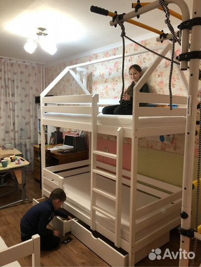 Кровать двухъярусная новая