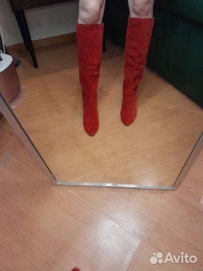 Сапоги натуральная кожа новые 35