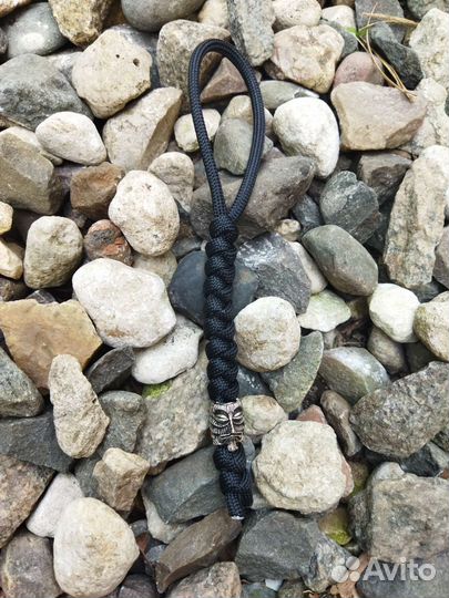 Темляк для ножа