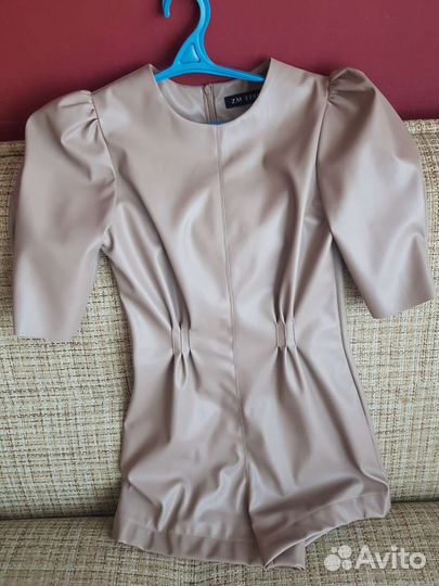 Платье, кожаный комбинезон.костюм