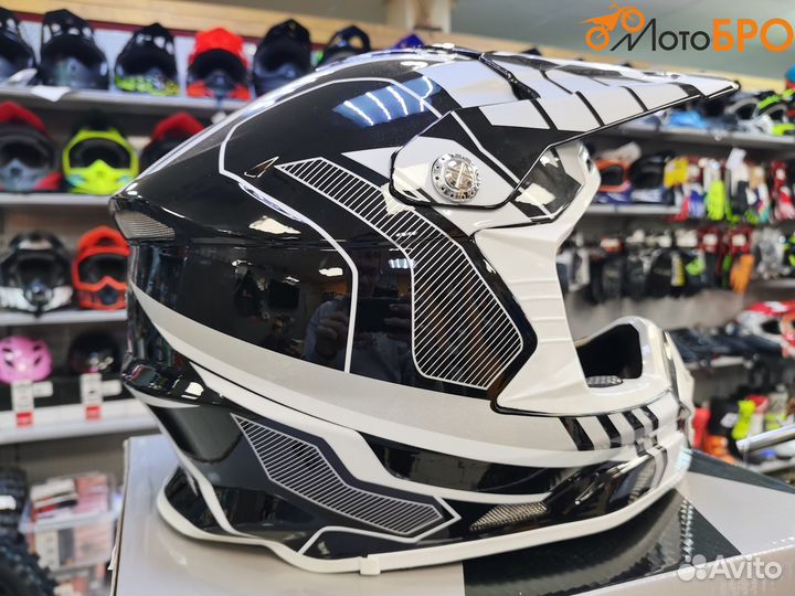 Шлем кроссовый / эндуро новый