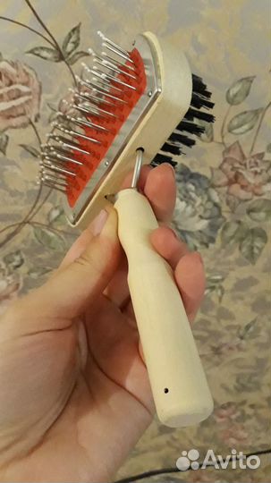 Расческа щетка для шерсти длинношерстных кошек