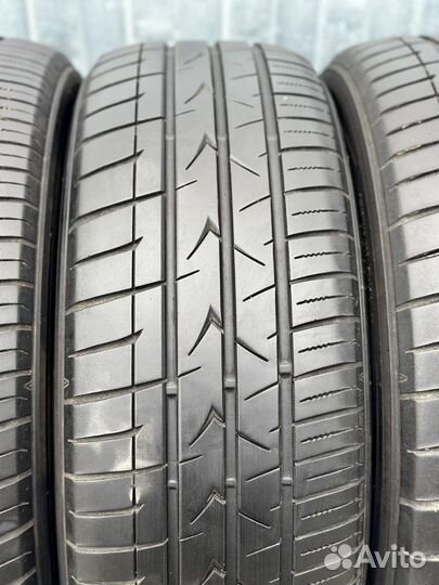 Toyo Tranpath ML 215/60 R17 96H