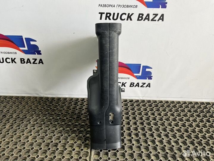 Кожух рулевой колонки