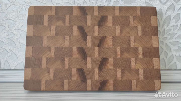 Торцевая разделочная доска из ясеня
