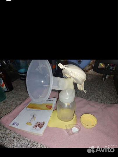 Молокоотсос medela ручной