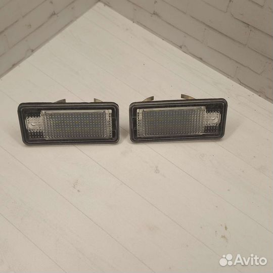LED подсветка для гос номера Ауди