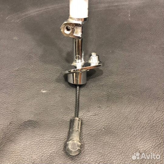 Ограничитель заднего борта (трос) RH Range Rover 4