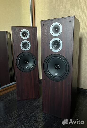 Напольные акустические колонки