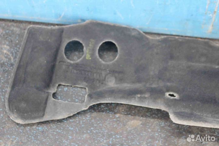 Шумоизоляция моторного отсека Skoda Rapid (Шкода Р