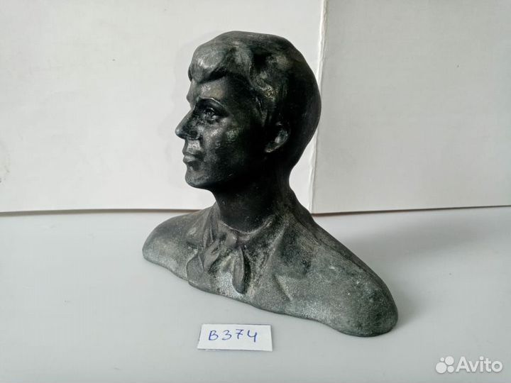 Статуэтка. Бюст. Есенин. Силумин. СССР