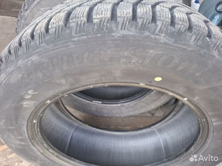 Bridgestone Blizzak Ice 225/65 R17