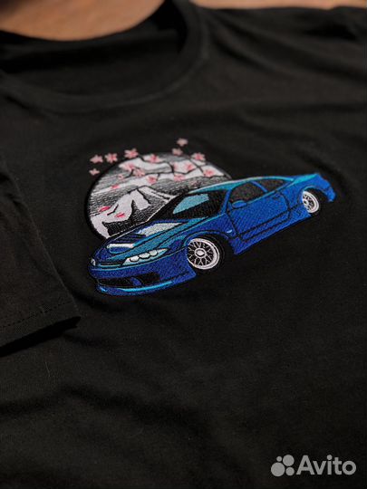 Машинная вышивка на одежде