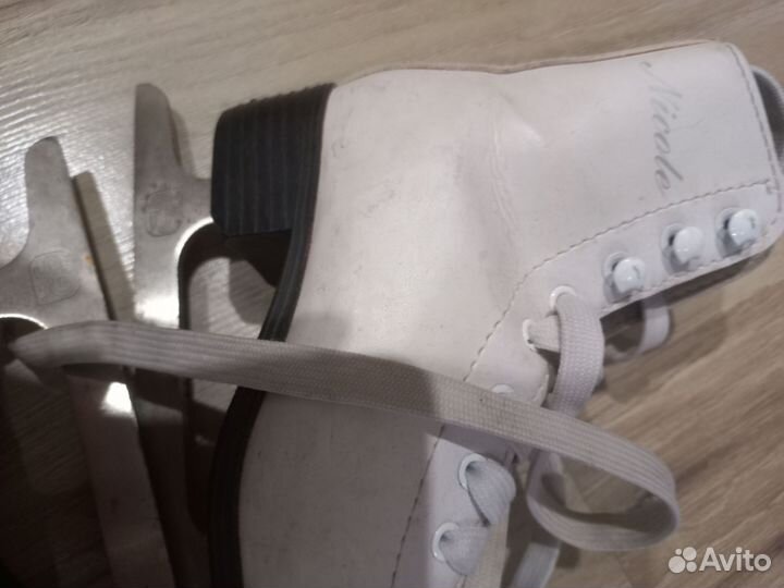 Коньки фигурные детские